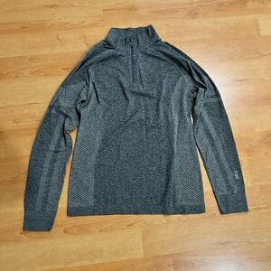 Figs Women's Charcoal Gray Zip-Up Pullover Top.  Like Brand New.